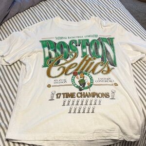 Abercrombie & Fitch Boston Celtics Graphic Tee